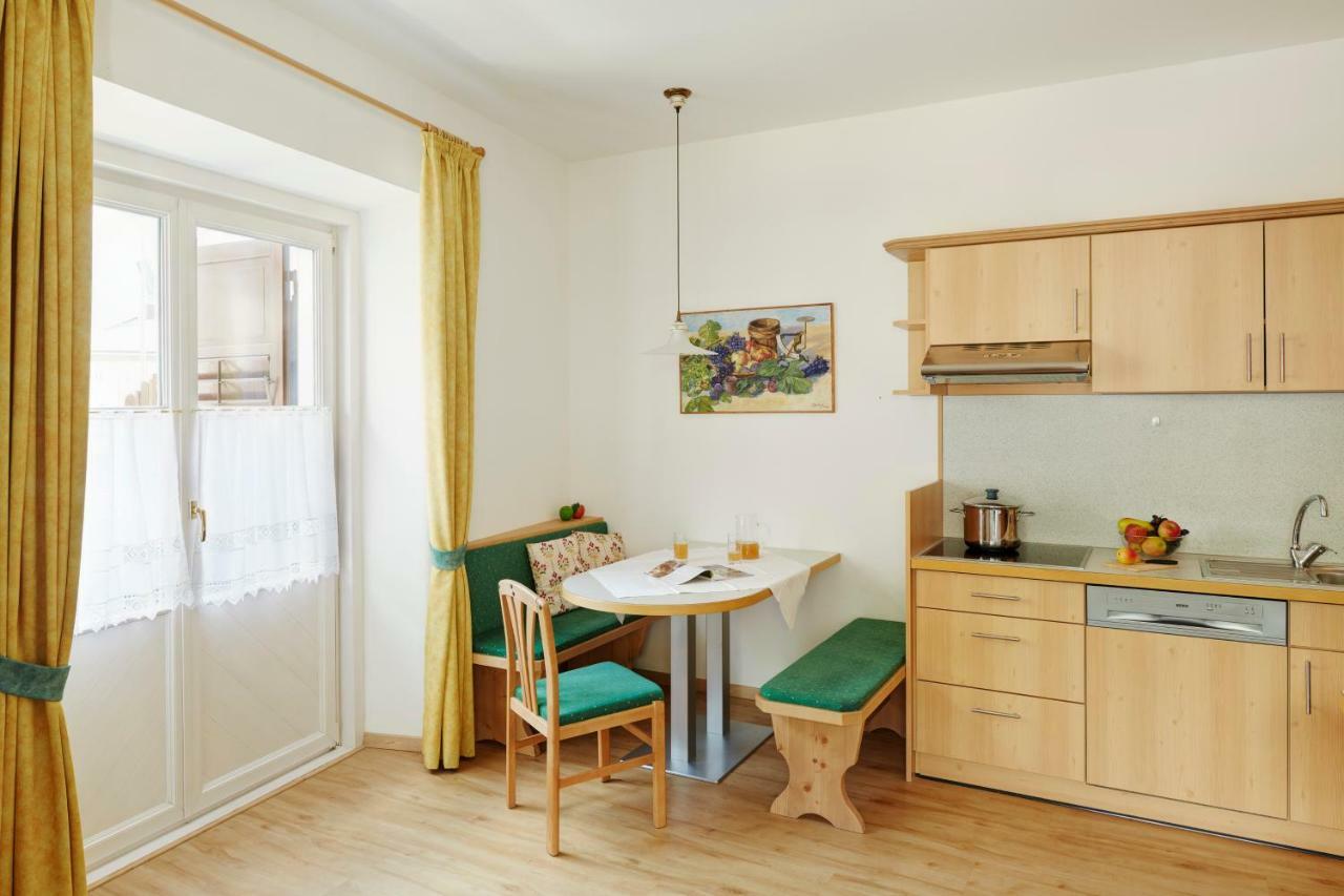 Kreuzwegerhof Nals Apartment Exterior photo